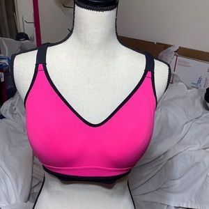 Victoria Sport Bra